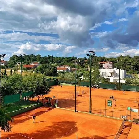 Apartmán Caramel Comforts In Stinjan Only 800 M From The Beach, Free Parking